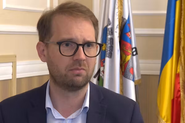 Șeful reziștilor lasă pe drumuri sute de oameni. Dominic Fritz a anunțat noi concedieri masive în Timișoara