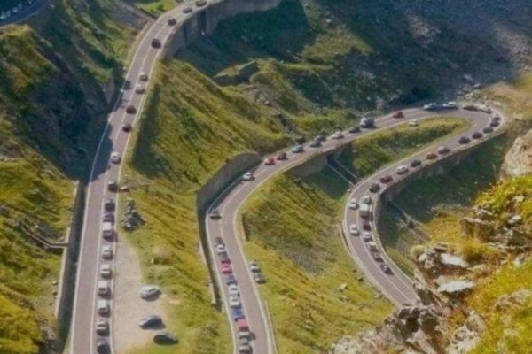 Circulația pe Transfăgărășan, închisă pe 30 august, pentru orice mijloc de transport - Lucrări între Cetatea Poenari și Barajul Vidraru