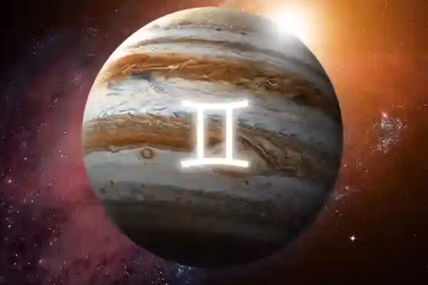 Horoscop special: Marele benefic Jupiter intră în retrograd în Gemeni din 9 octombrie și schimbă din temelii viața fiecărei zodii