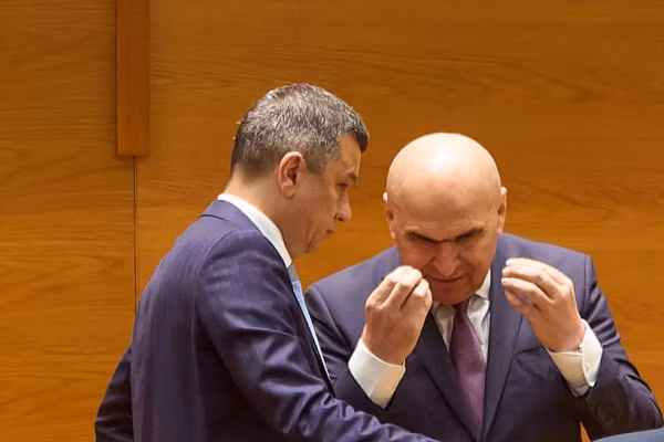 Reforma primăriilor aruncă în aer Coaliția. PSD vrea reduceri de cheltuieli, Bolojan insistă pe concedieri - liderii se întrunesc din nou în ședință