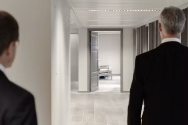 SURSE: 10.000 de concedieri și salarii tăiate în primării. Coaliția a decis cum se face reforma