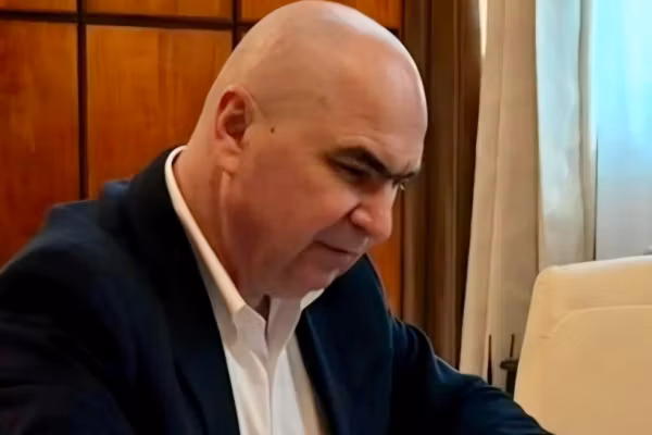 Dezastru în primării înainte de Paște: Ilie Bolojan anunță concedieri pentru peste 13.000 de angajați
