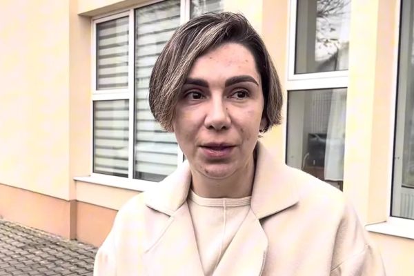 Iubita lui Adrian Kreiner și-a recunoscut fapta. Adriana Viliginschi, arestată preventiv după ce și-a ajutat o prietenă să își ucidă mama