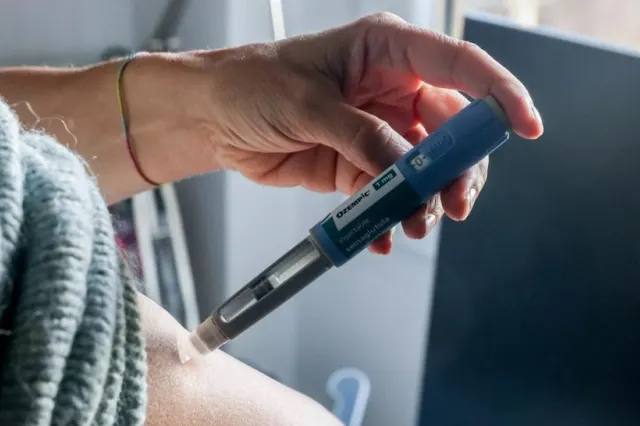 Prima pastilă care slăbește până la 22% a fost aprobată în Europa. Injecțiile de tip Ozempic au un nou rival