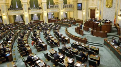 USR rămâne fără un reprezentant în parlament. Un senator al formațiunii a demisionat și va activa ca independent