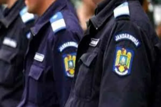Doi jandarmi, agresați la metrou Basarab în timpul deplasării suporterilor Dinamo. Un bărbat a fost arestat pentru 30 de zile