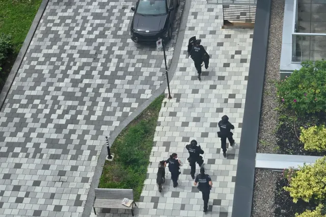 Atac armat la Montreal. Trei oameni au murit, inclusiv un polițist, iar atacatorul a fost ucis - FOTO