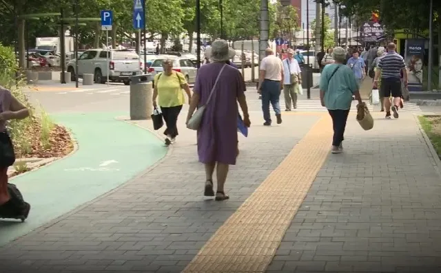 Pensionarii au nevoie de 5.000 de lei pentru un trai decent. Cât au pierdut din cauza scumpirilor?