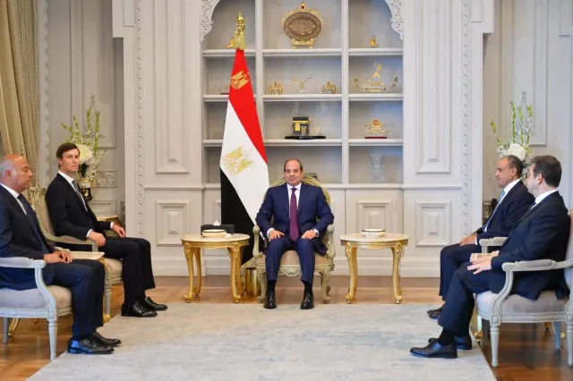 Emisarii lui Trump, întâlniri la Cairo pentru planul de pace din Gaza. Israelul continuă atacurile