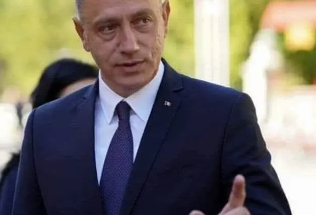 Mihai Fifor răspunde criticilor Institutului „Elie Wiesel”: „Nu am vorbit despre etnia lui Dominic Fritz. Faptele o fac”