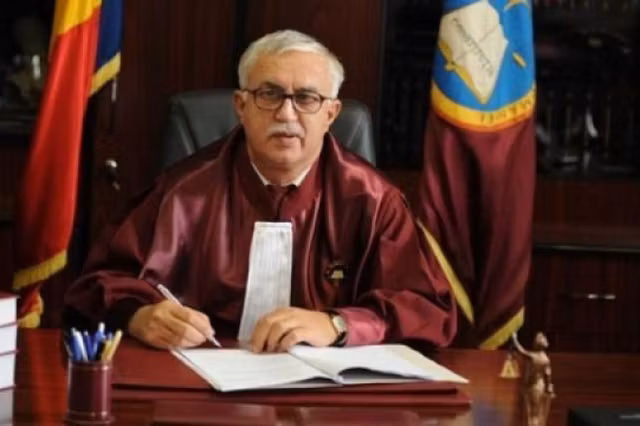 Augustin Zegrean, fost șef CCR: „Alianța e refăcută, Guvernul Veștea va fi votat. Parlamentarii nu vor anticipate niciodată, marea lor spaimă sunt alegerile”