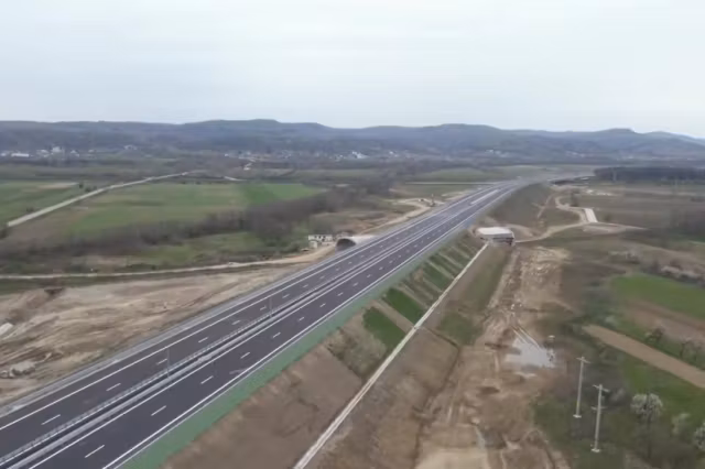 Restricții de circulație de 1 Mai: camioanele de peste 7,5 tone, interzise pe aceste șosele din România