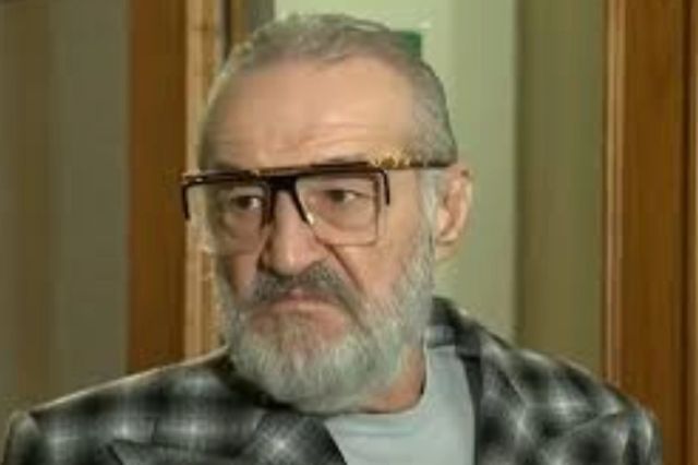 Jocul făcut de Becali, adevăratul interes al falsului suveranist. „Am votat moțiunea ca să scăpăm de USR-ul satanic”- VIDEO 