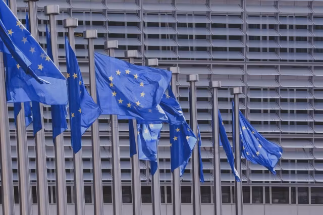 UE începe săptămâna viitoare transferul primei tranșe din împrumutul de 90 de miliarde de euro pentru Ucraina