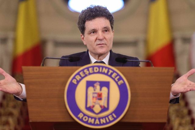 Nicușor Dan face declarații din Croația, în plină criză politică după moțiunea depusă împotriva Guvernului Bolojan