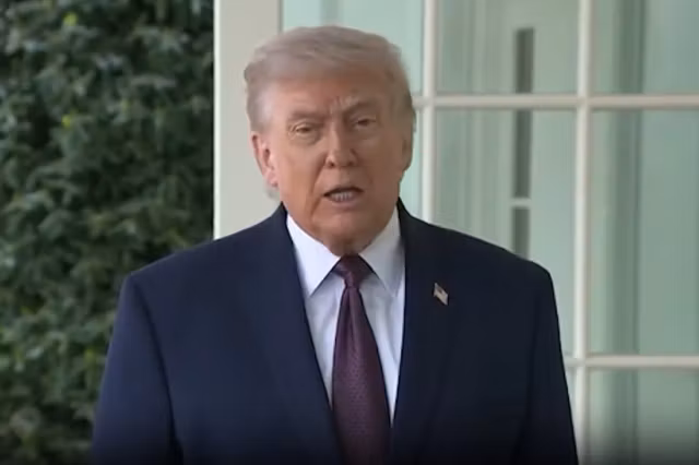 Sondaj: Mulți americani cred că atacurile armate asupra lui Trump au fost înscenate. Teoriile conspirației împânzesc internetul