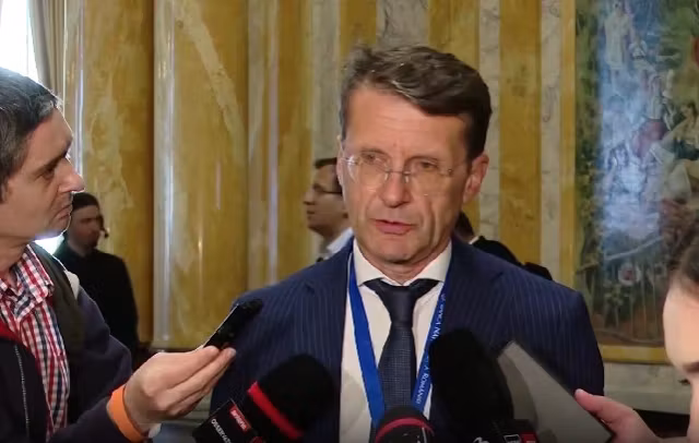 Prima reacție a BNR, după ce EURO a atins un record istoric: „Piețele așteaptă răspunsuri în privința situației politice!”