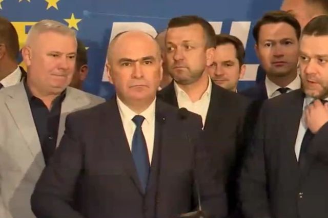Disperare în tabăra lui Bolojan. Cum vor să rămână la butoane?