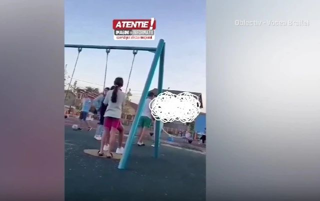 Adolescentă agresată la locul de joacă. Un adult și-a vărsat furia pe copilă