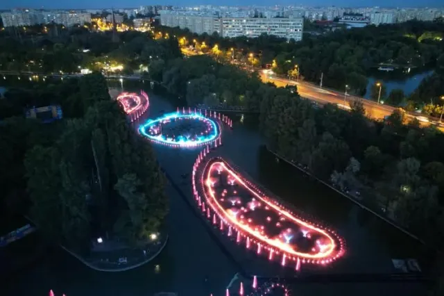 Fântânile arteziene din Parcul IOR: spectacol pentru zeci de mii de bucureșteni