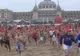21.000 de olandezi au înotat joi în apele Mării Nordului 