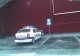 Maşina poliţiei parcată pe un loc nepermis