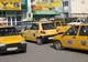 Companiile de taximetrie au mai puţini clienţi, dar nu îşi permit reducerea tarifelor 