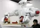 Japonezii au inventat robotul asistent personal, care are grijă de bătrâni