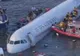 Motoarele avionului Airbus A-320 se află în albia râului Hudson - VEZI GALERIE FOTO ŞI VIDEO