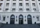 Unele bănci relaxează creditele, altele se mai gândesc