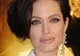Angelina Jolie şi noua ei coafură 
