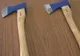 Un tânăr de 29 de ani a intrat cu topoarele în două biserici, în timpul slujbelor