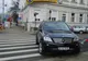 Autoturism parcat pe trecerea de pietoni