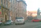 Parcat pe mijlocul străzii