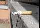Un copil de doi ani, încurajat de părinţi să fumeze - VEZI VIDEO