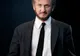 Sean Penn, câştigătorul de anul acesta al Oscarului, negociază cu Warner Bros