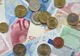 Leul s-a apreciat uşor până la un curs de referinţă de 4,2884 lei/euro