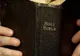 Britanicii mint că au citit Biblia, pentru a impresiona alte persoane