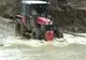 Peste 500 de oameni dintr-o comună vrânceană, izolaţi de lume din cauza inundaţiilor