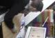 În loc să îşi facă meseria, un angajat ITM vorbeşte pe messenger şi navighează pe internet