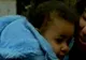 SUA: O fetiţă a fost prinsă de doi trecători după ce a căzut de la etaj 