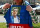 Doar 50 de susţinători ai lui Gigi Becali se mai aflau la Tribunalul Bucureşti în această seară