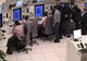 Controlorii de trafic aerian estimează o scădere a curselor comerciale de 8% 