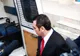 Un susţinător al lui Cornel Penescu a aruncat cu ouă în sediul DNA Piteşti