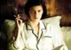 Ţigara celebrei Coco Chanel, interzisă pe afişele pariziene ale filmului biografic