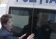 Femeia din Bragadiru care a vrut să-şi vândă copiii va fi cercetată în stare de libertate