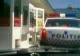 Maşina de poliţie la McDrive