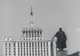Nostalgicii comunismului s-au adunat de 1 mai la soclul lui Lenin din Piaţa Presei Libere