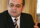 Emil Boc: Guvernul a trecut printr-un moment în care nu a fost departe de a nu putea plăti salariile şi pensiile