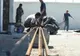 Penitenciarele dau anunţuri pentru a le găsi de muncă deţinuţilor 